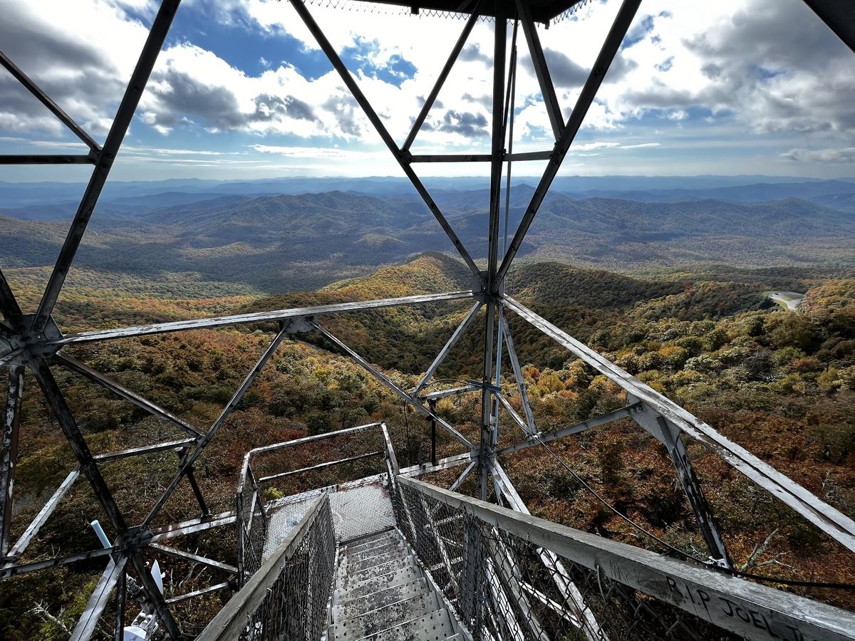 Fryingpan Mountain Lookout Tower