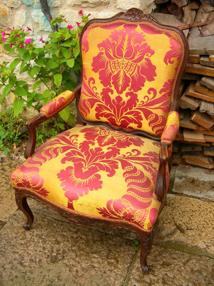 Village Antiques & Interiors — photo 2