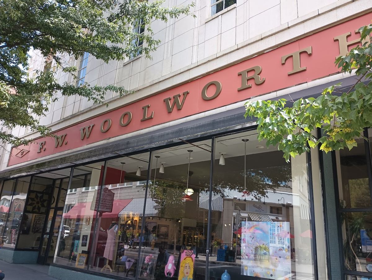 Woolworth Walk — photo 5