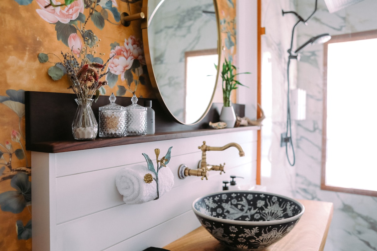 Dark City Solarium 1